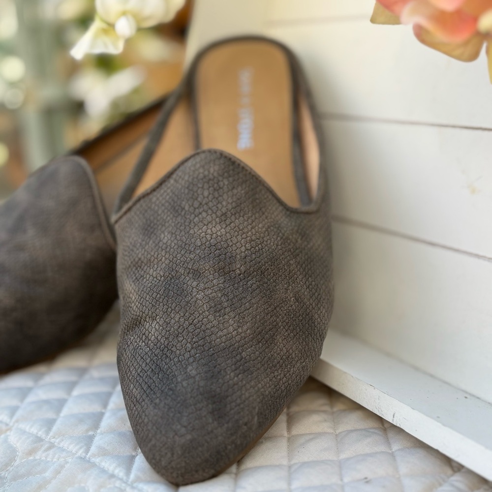 Sun‎ + Stone Women's Charcoal Loafers - Picture 3 of 9